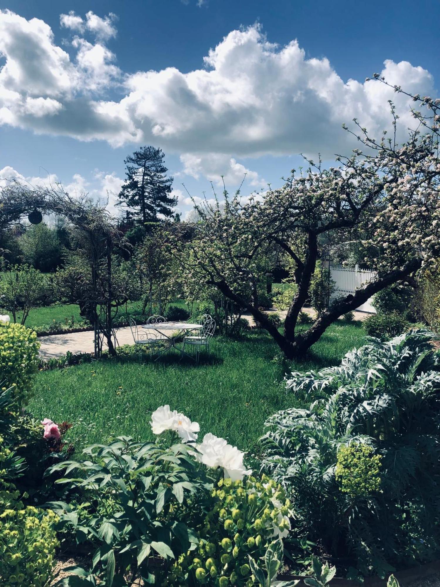 Les Grands Jardins Lodge Живерни Екстериор снимка