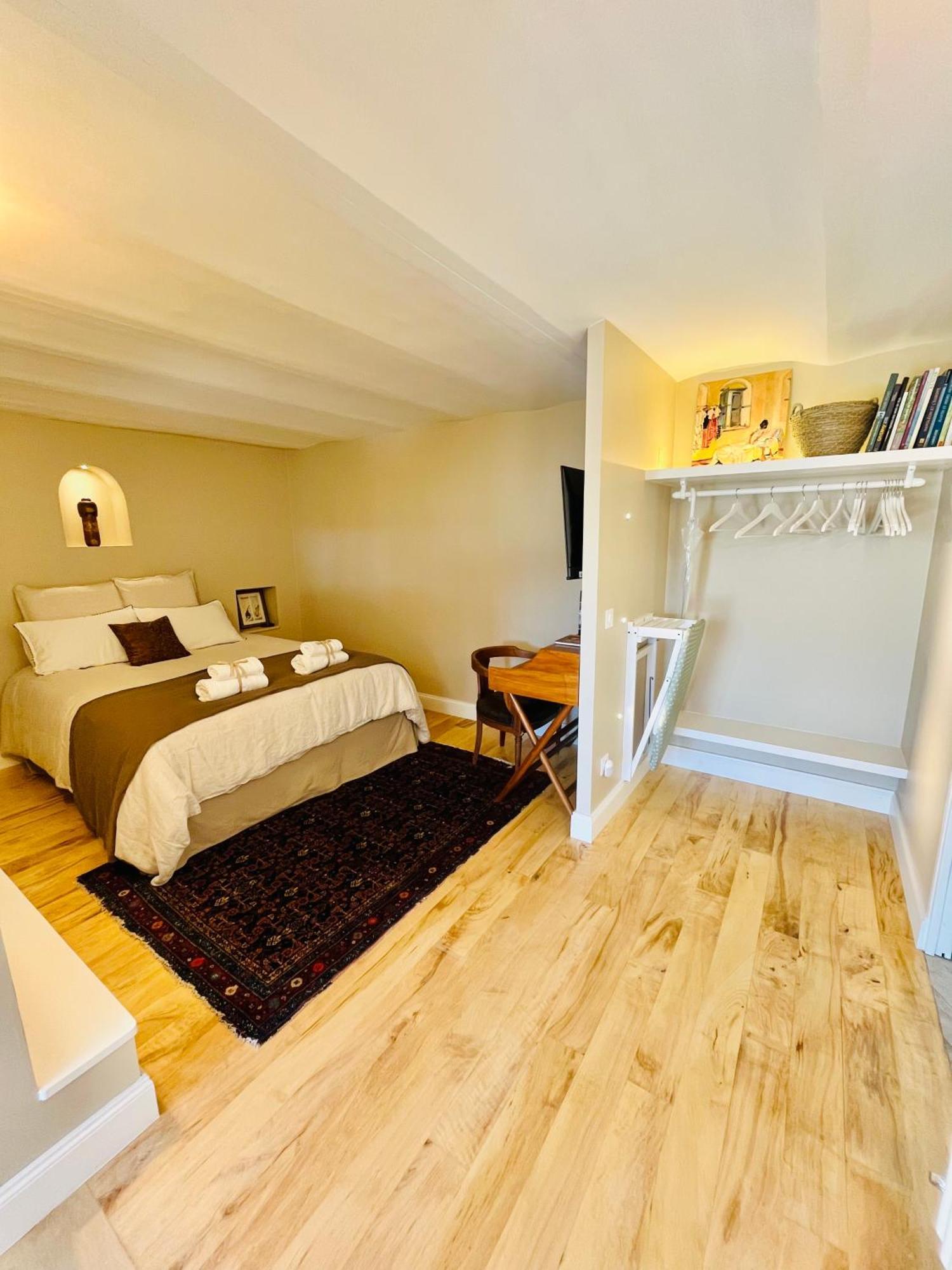 Les Grands Jardins Lodge Живерни Екстериор снимка